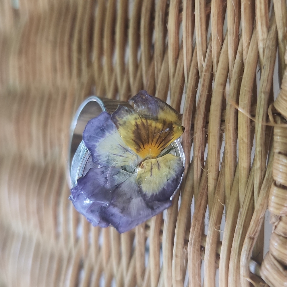 Pansy Ring - image 1